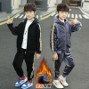 The 2022 new style of Zhongda Tong Boys' Reflective Strip Velvet Set for children's autumn and winter thickened and warm two-piece set details Picture